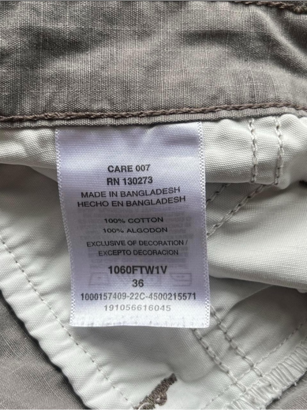 Wrangler Gray Camo Cargo Shorts - Men's - Picture 3 of 4